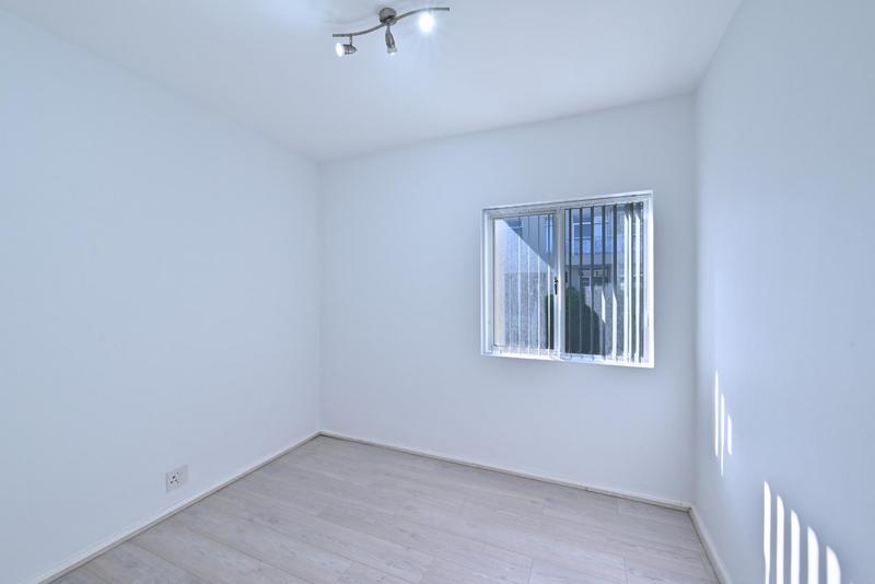3 Bedroom Property for Sale in Dolphin Beach Western Cape